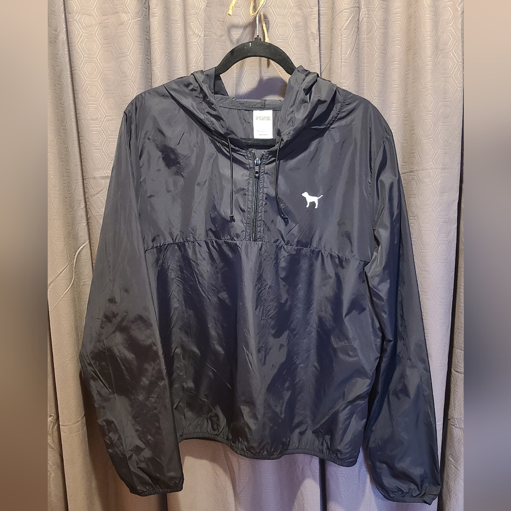 Victoria Secret, Half Zip hooded windbreaker, M/L l, Black.